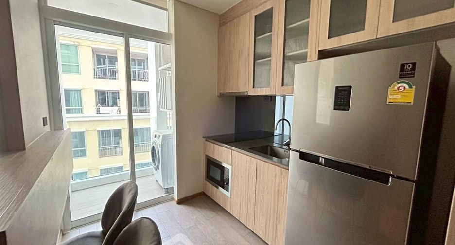 For rent 1 bed condo in Khlong Toei, Bangkok