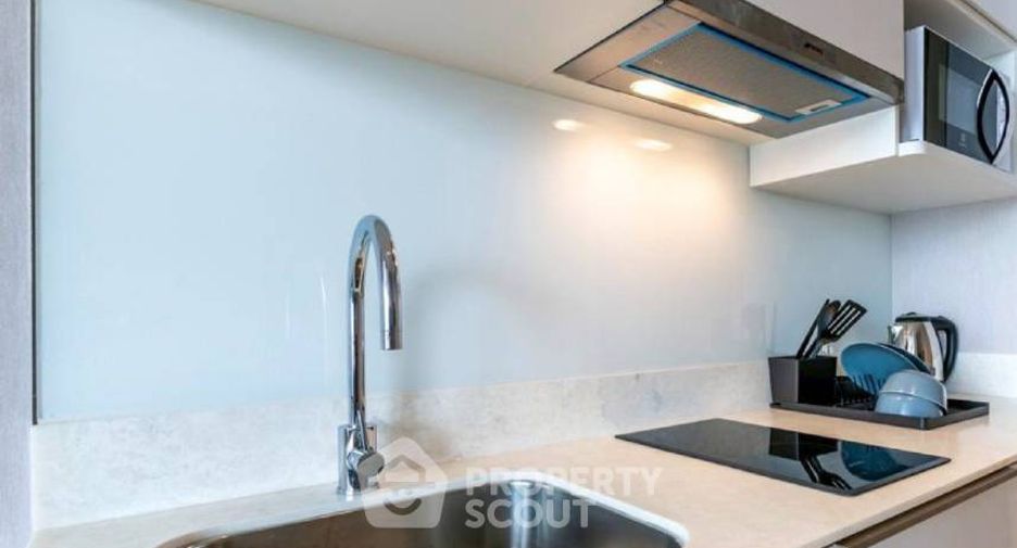 For rent 1 bed condo in Bang Rak, Bangkok