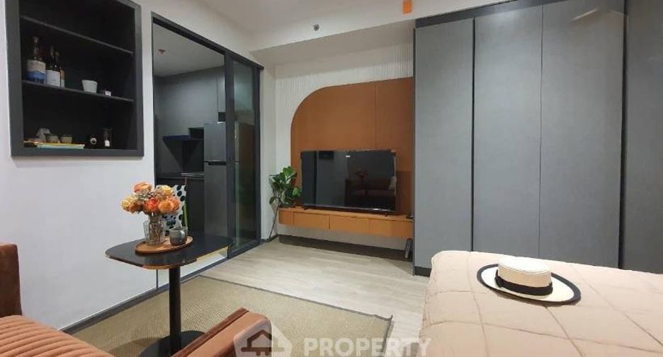 For rent 1 bed condo in Bang Rak, Bangkok