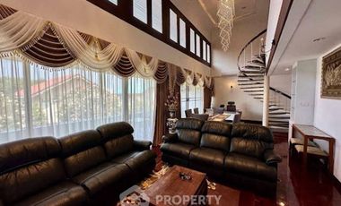 Condo en alquiler de 3 habitaciones en Jomtien, Pattaya
