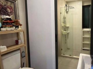 Wohnung zur Miete mit 2 Zimmer in Huai Khwang, Bangkok