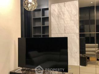 For rent 2 bedrooms condo in Bang Rak, Bangkok