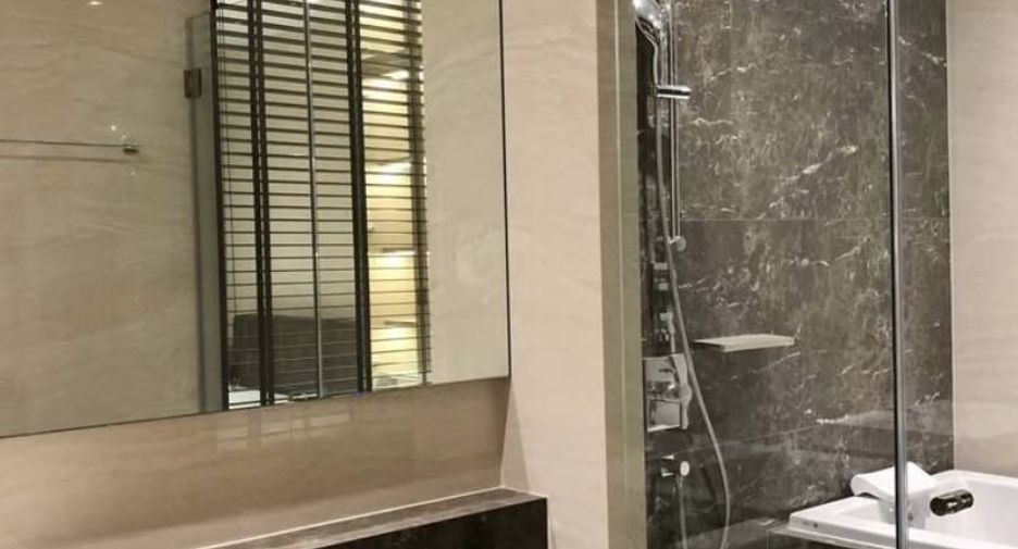 For rent 2 bedrooms condo in Bang Rak, Bangkok