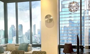 For rent 2 bedrooms condo in Bang Rak, Bangkok