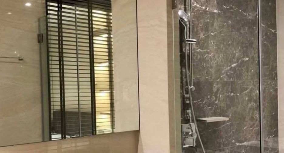 Wohnung zur Miete mit 2 Zimmer in Bang Rak, Bangkok