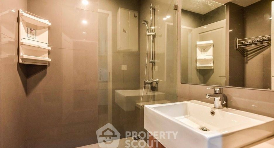 À louer 1 chambre condo à Sathon, Bangkok