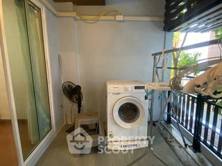 For rent 1 bed condo in Phra Khanong, Bangkok