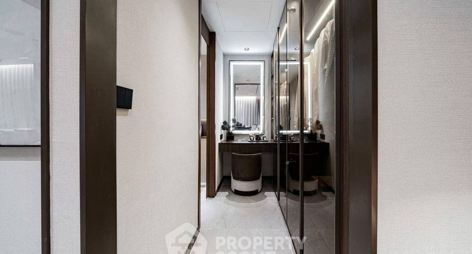 For rent 3 bedrooms condo in Na Jomtien, Pattaya