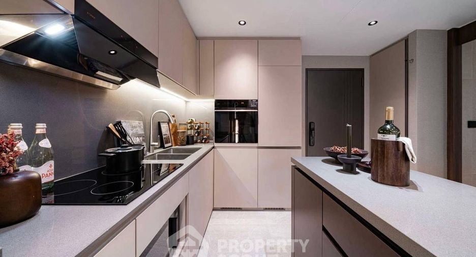 For rent 3 bedrooms condo in Na Jomtien, Pattaya