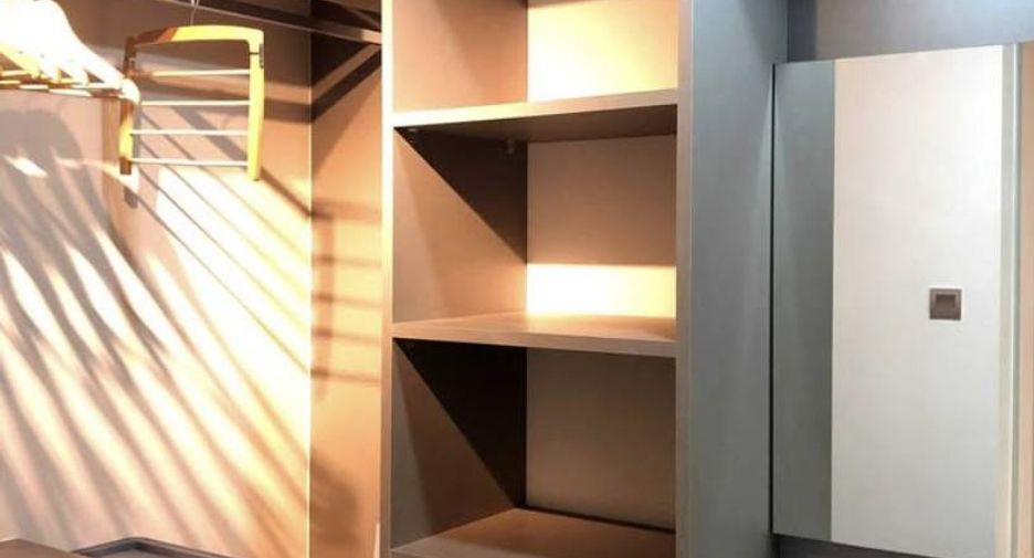 Wohnung zur Miete mit 2 Zimmer in Bang Rak, Bangkok