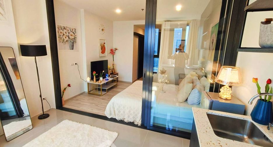 Wohnung zur Miete mit 1 Zimmer in Huai Khwang, Bangkok