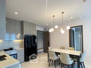 For rent 3 bedrooms condo in Sathon, Bangkok