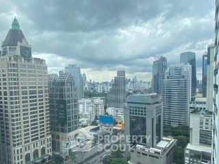 For rent 3 bedrooms condo in Sathon, Bangkok