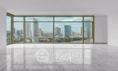 For rent 4 bedrooms condo 