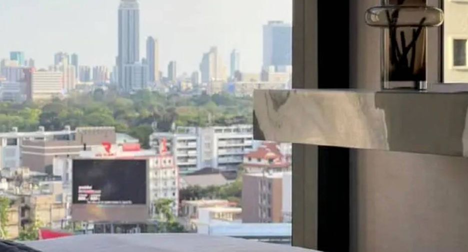 Condo en alquiler de 1 habitaciones en Khlong Toei, Bangkok