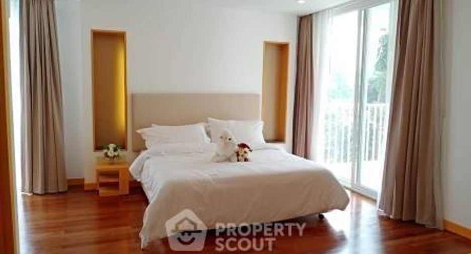 À louer 4 chambres appartement à Watthana, Bangkok