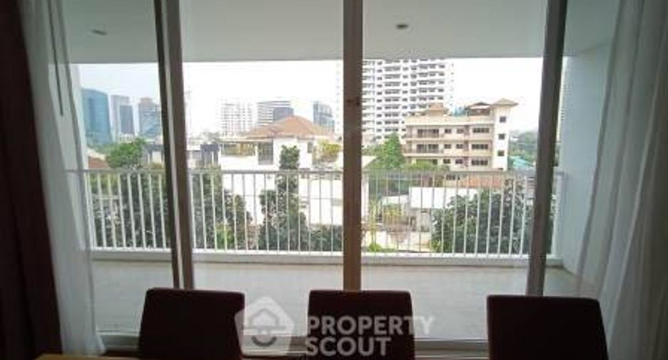 À louer 4 chambres appartement à Watthana, Bangkok