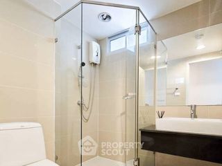 Wohnung zur Miete mit 2 Zimmer in Huai Khwang, Bangkok