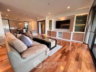 For rent 3 bedrooms apartment in Khlong Toei, Bangkok
