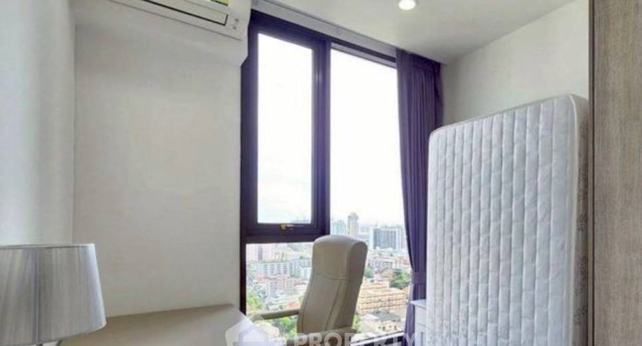 À louer 2 chambres condo à Bang Na, Bangkok