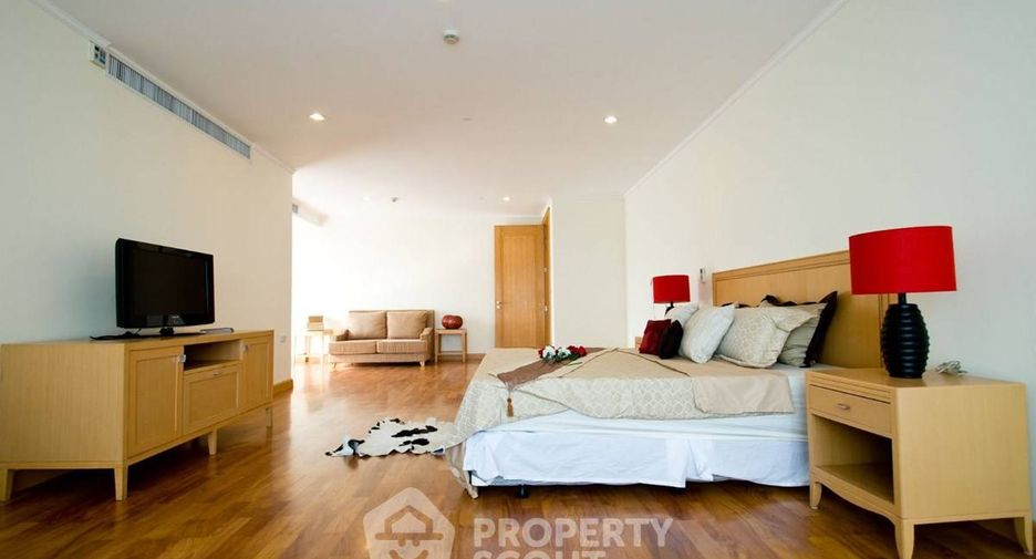 Apartamento en alquiler de 4 habitaciones en Khlong Toei, Bangkok