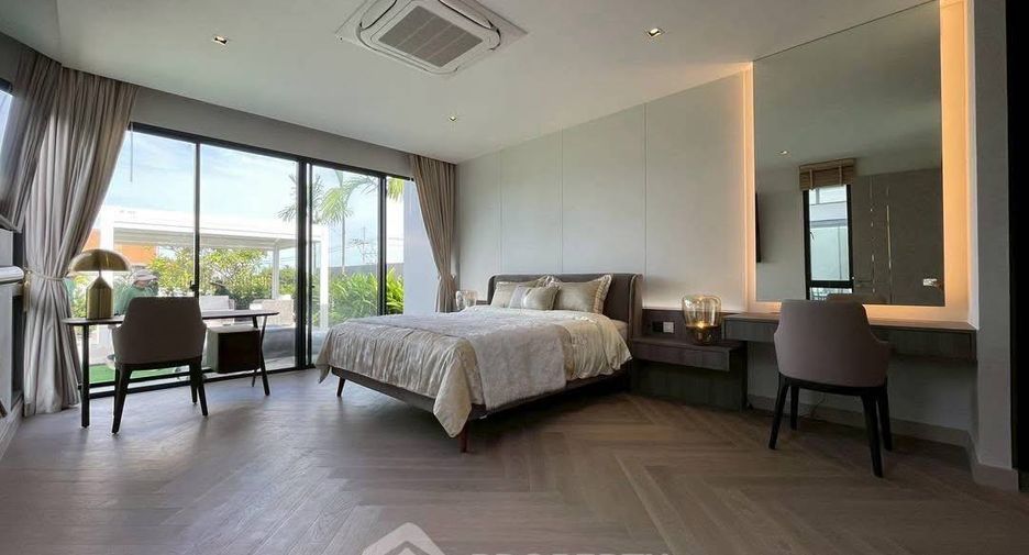 For rent 3 bedrooms villa in Bang Lamung, Chonburi