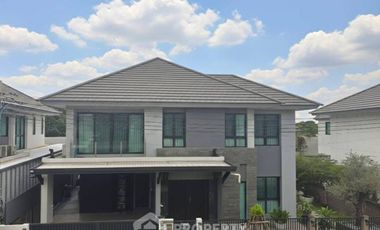 For rent 3 bedrooms house in Bang Khun Thian, Bangkok