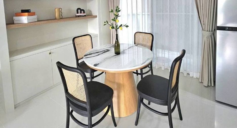 Reihenhaus zur Miete mit 3 Zimmer in Saphan Sung, Bangkok