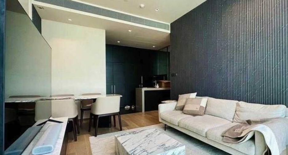 For rent 2 bedrooms condo in Pathum Wan, Bangkok