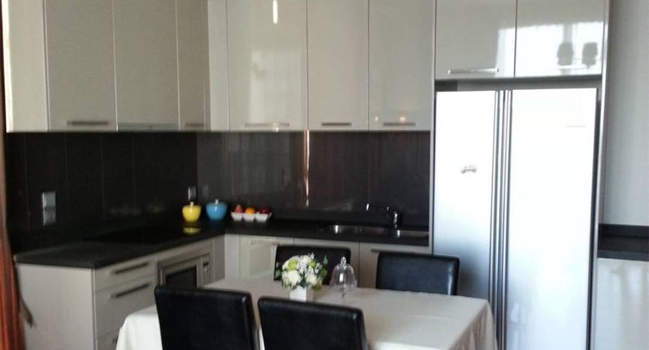 Condo en alquiler de 2 habitaciones en Watthana, Bangkok