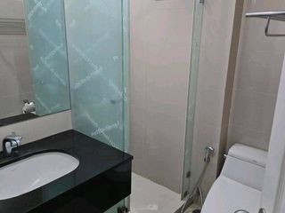 Аренда 3 спальни кондо в Хуаи Кхщанг, Бангкок