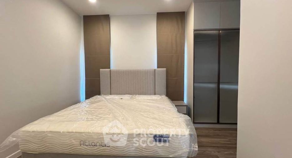 Casa en alquiler de 4 habitaciones en Bang Kapi, Bangkok