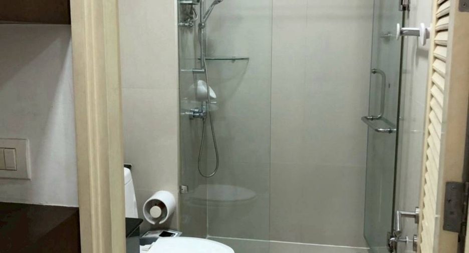 Wohnung zur Miete mit 1 Zimmer in Khlong Toei, Bangkok