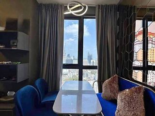 Condo en alquiler de 1 habitaciones en Pathum Wan, Bangkok