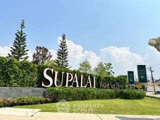 For rent 3 bedrooms house in Bang Lamung, Chonburi