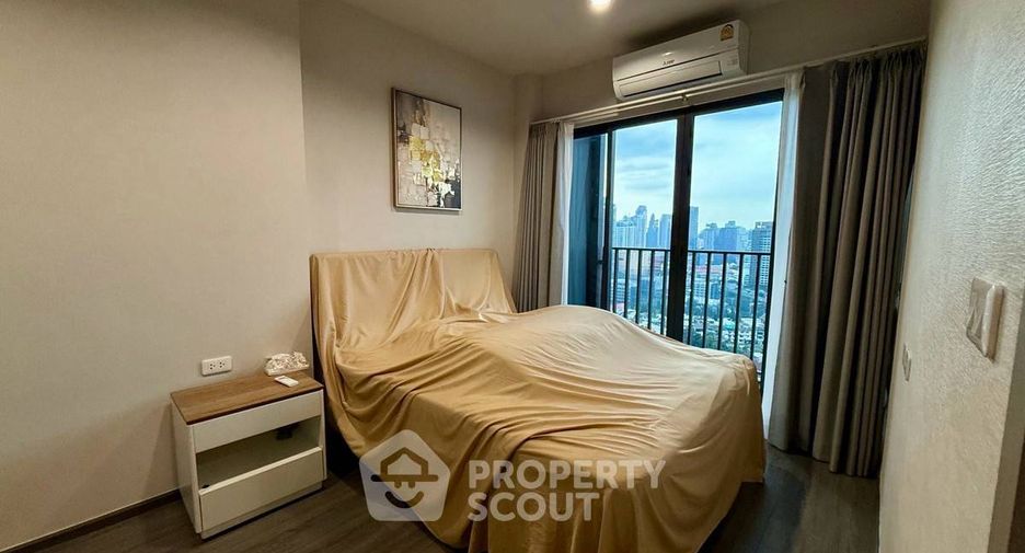 For rent 2 bedrooms condo in Khlong Toei, Bangkok