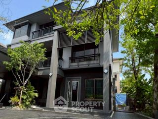 Haus zur Miete mit 7 Zimmer in Suan Luang, Bangkok