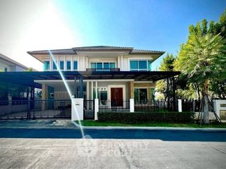 For rent 4 ベッドルーム house in Saphan Sung, Bangkok