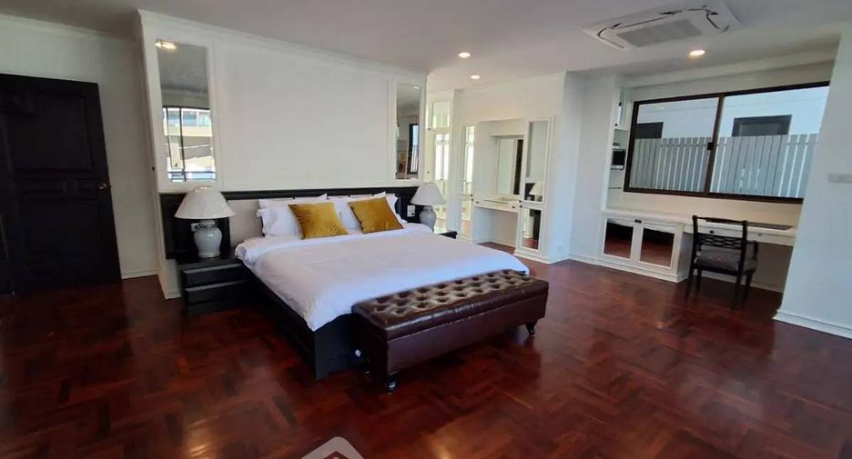 Apartment zur Miete mit 4 Zimmer in Khlong Toei, Bangkok