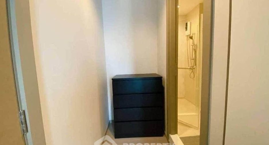 For rent 2 ベッドルーム condo in Huai Khwang, Bangkok