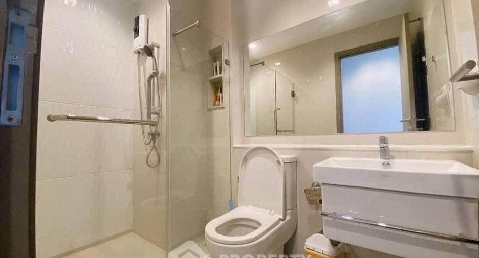 For rent 2 ベッドルーム condo in Huai Khwang, Bangkok