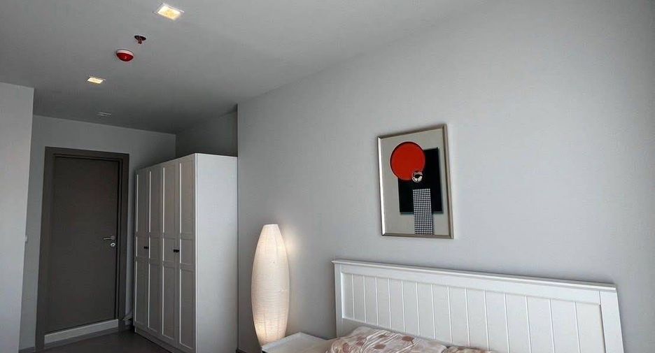 For rent 1 bed condo in Huai Khwang, Bangkok