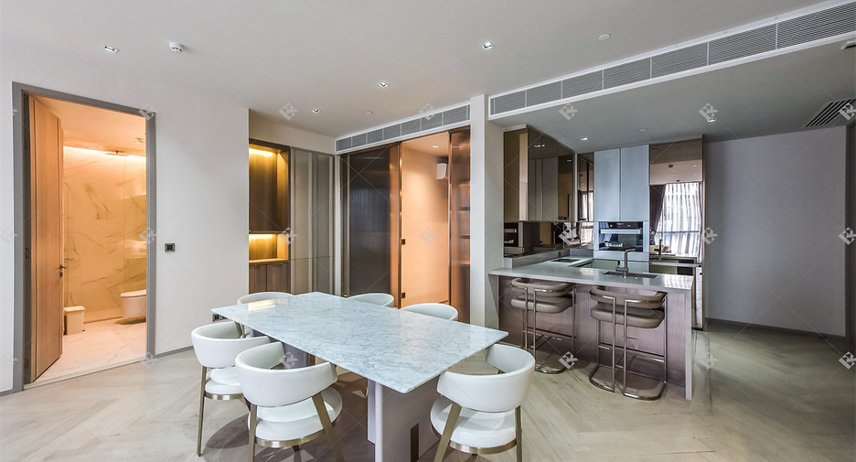 For rent 2 bedrooms condo 
