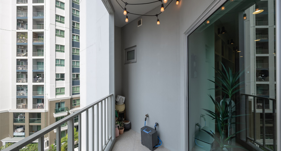 Wohnung zum Kauf mit 2 Zimmer in Huai Khwang, Bangkok