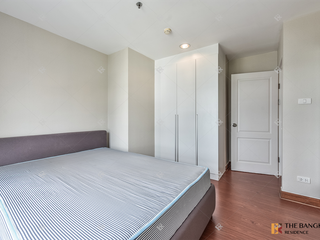 À louer 2 chambres condo à Huai Khwang, Bangkok
