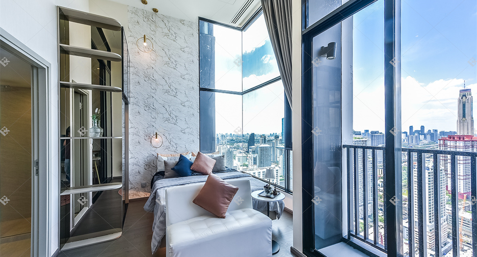 For rent 2 bedrooms condo in Ratchathewi, Bangkok