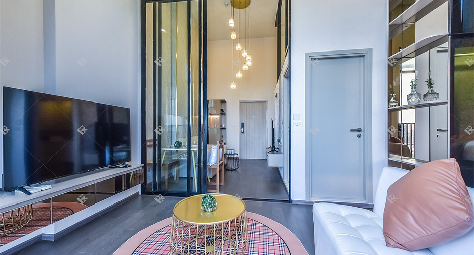 For rent 2 bedrooms condo in Ratchathewi, Bangkok