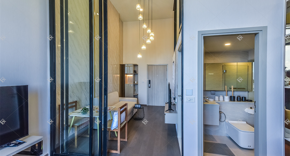 For rent 2 bedrooms condo in Ratchathewi, Bangkok