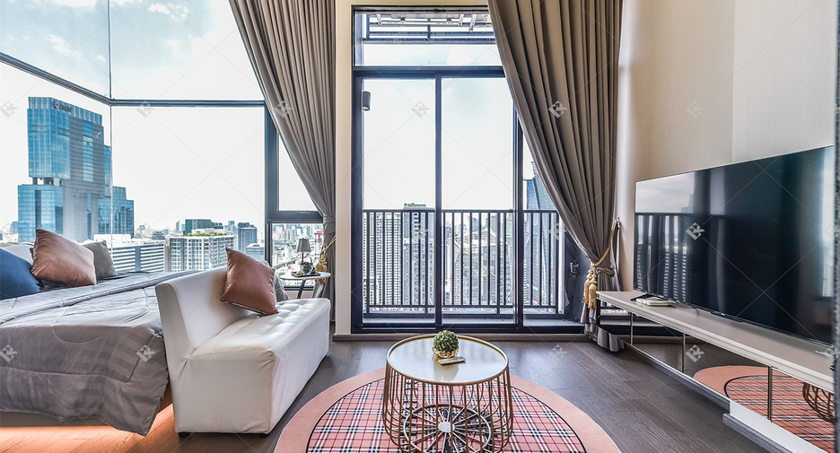 For rent 2 bedrooms condo in Ratchathewi, Bangkok