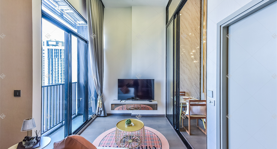 For rent 2 bedrooms condo in Ratchathewi, Bangkok
